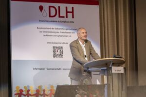 Der DLH-Vorsitzende Rainer Göbel begrüßt die Teilnehmer des 29. DLH-Patientenkongresses in Bad Wildungen
