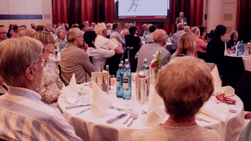 Festliche Atmosphäre bei der Feier des 30-jährigen DLH-Jubiläums